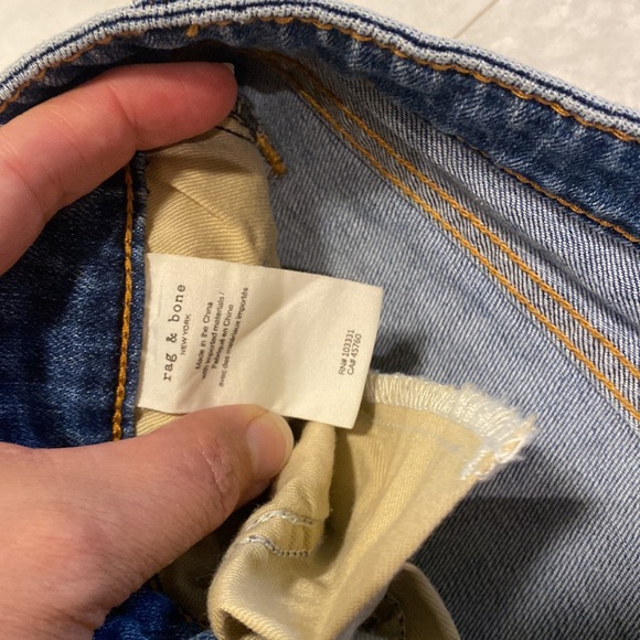Rag and Bone Dre Low-Rise Slim Boyfriend Jeans - Picture 4 of 13